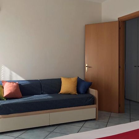 Residence Marconi Terracina Buitenkant foto