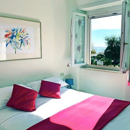 Residence Marconi Terracina Buitenkant foto