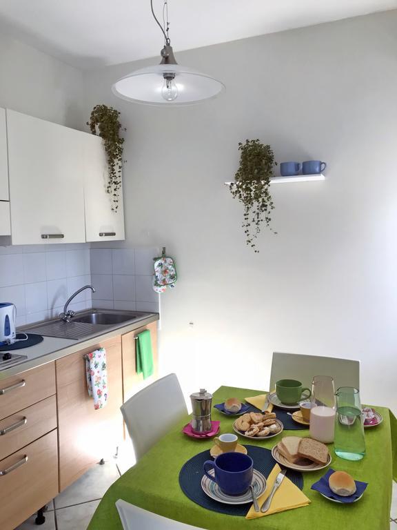 Residence Marconi Terracina Buitenkant foto
