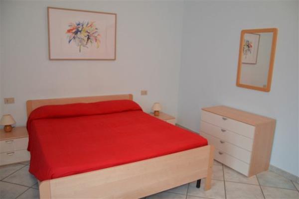 Residence Marconi Terracina Buitenkant foto