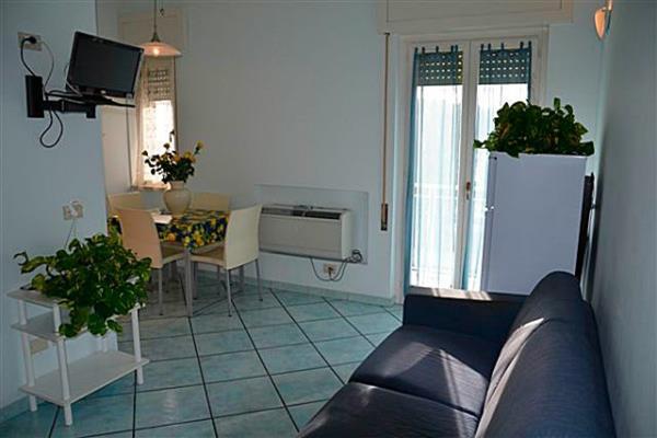 Residence Marconi Terracina Buitenkant foto